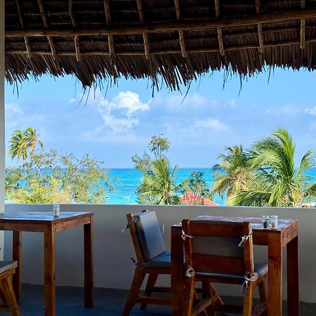 Rafiki Hotel Nungwi Beach Exterior photo